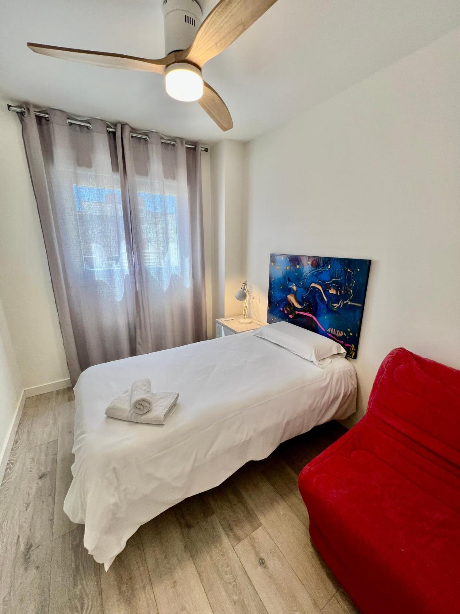 Apartamentos Rincon Del Mar Torre Del Mar Exteriör bild