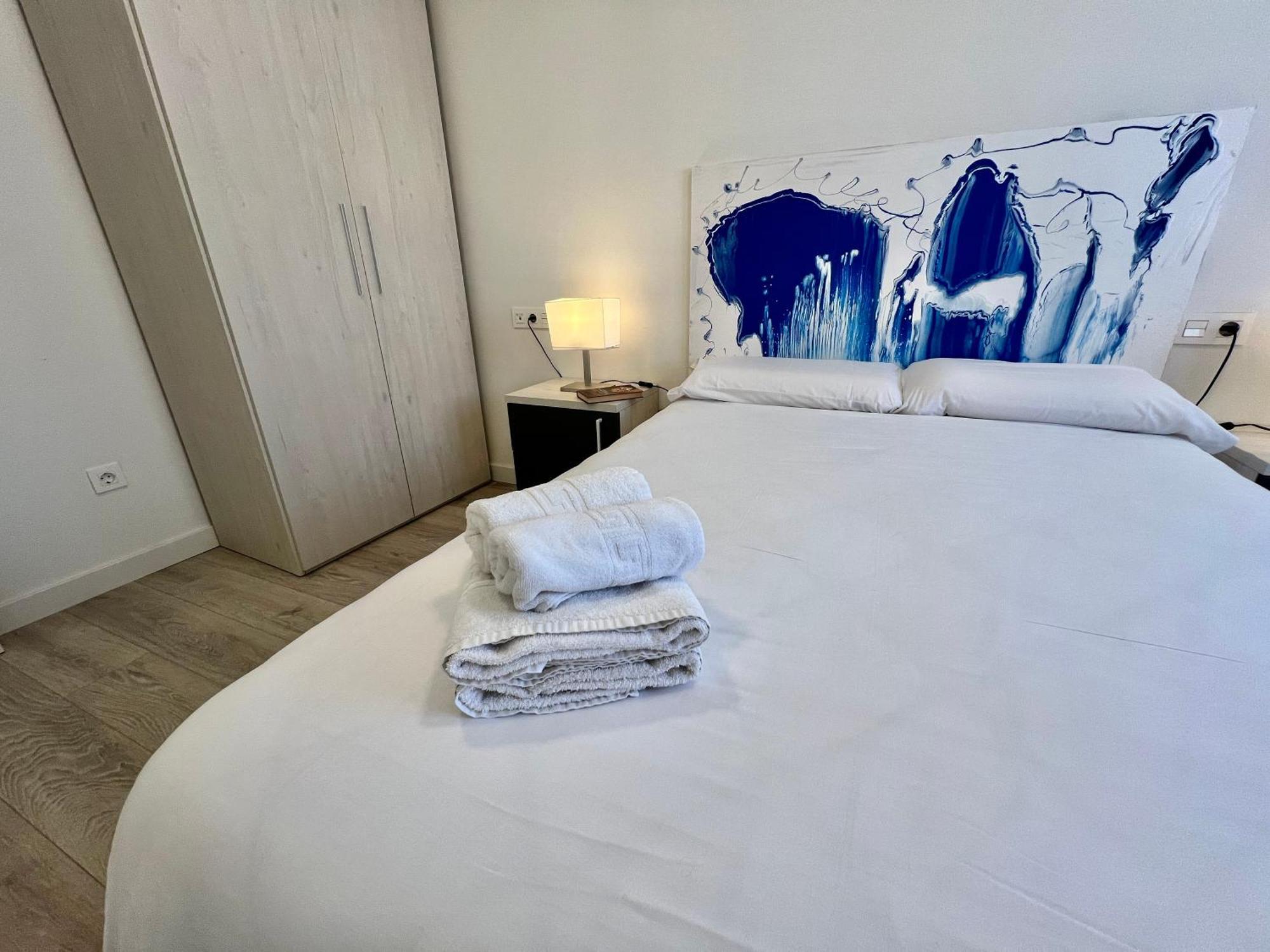 Apartamentos Rincon Del Mar Torre Del Mar Exteriör bild