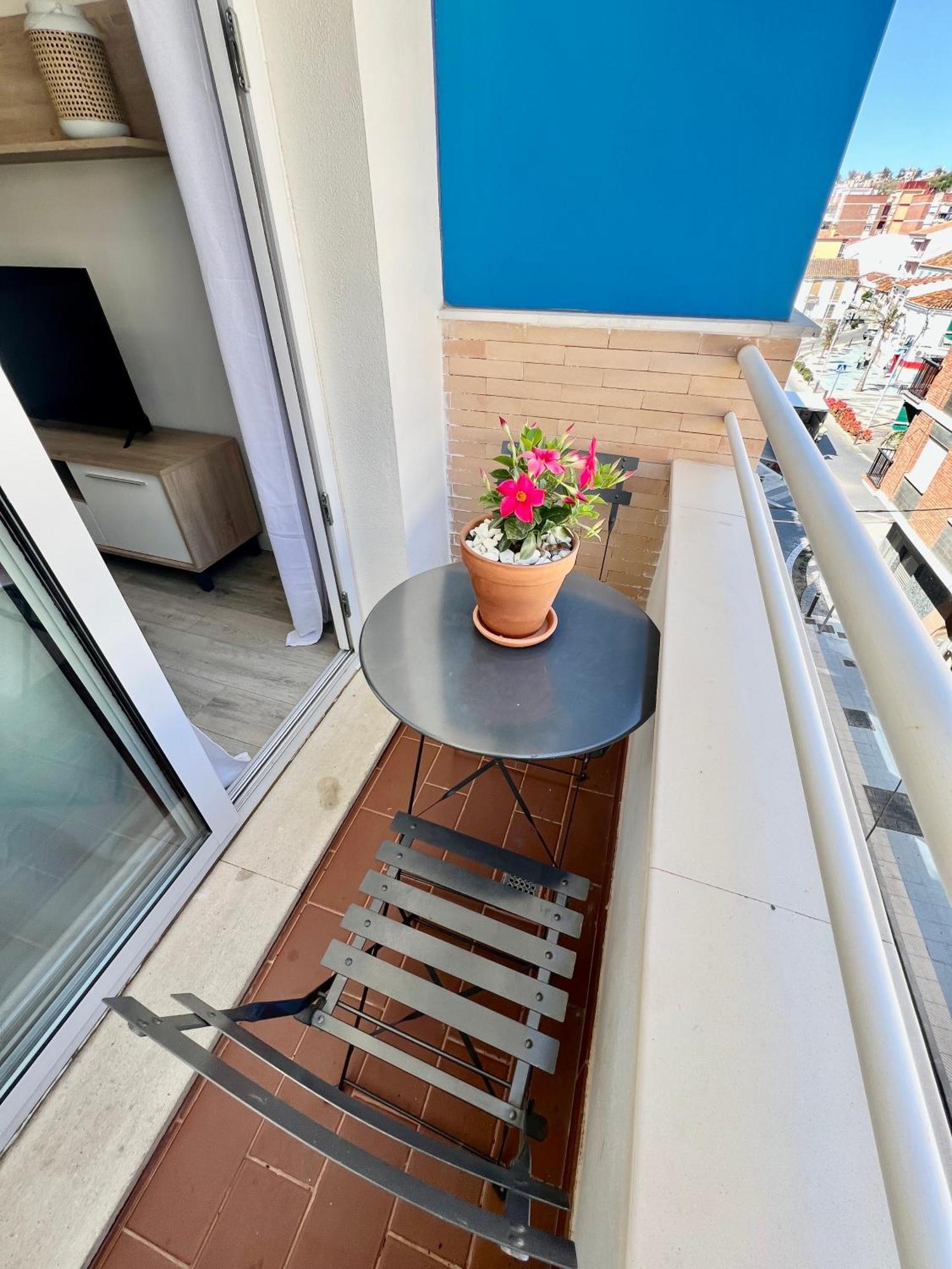 Apartamentos Rincon Del Mar Torre Del Mar Exteriör bild