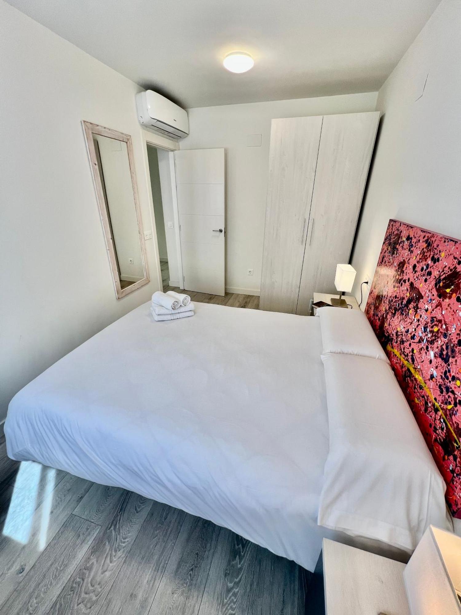 Apartamentos Rincon Del Mar Torre Del Mar Exteriör bild