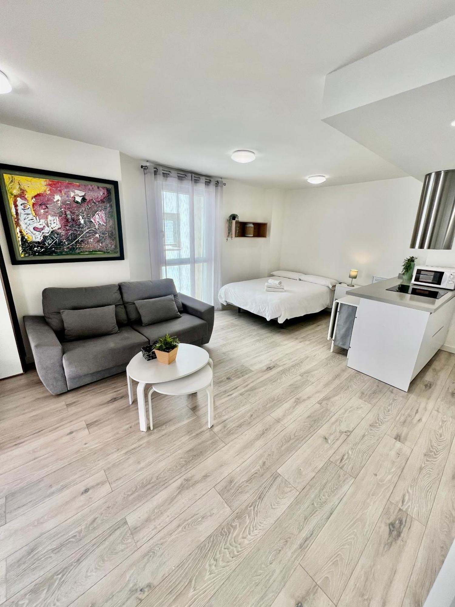 Apartamentos Rincon Del Mar Torre Del Mar Exteriör bild