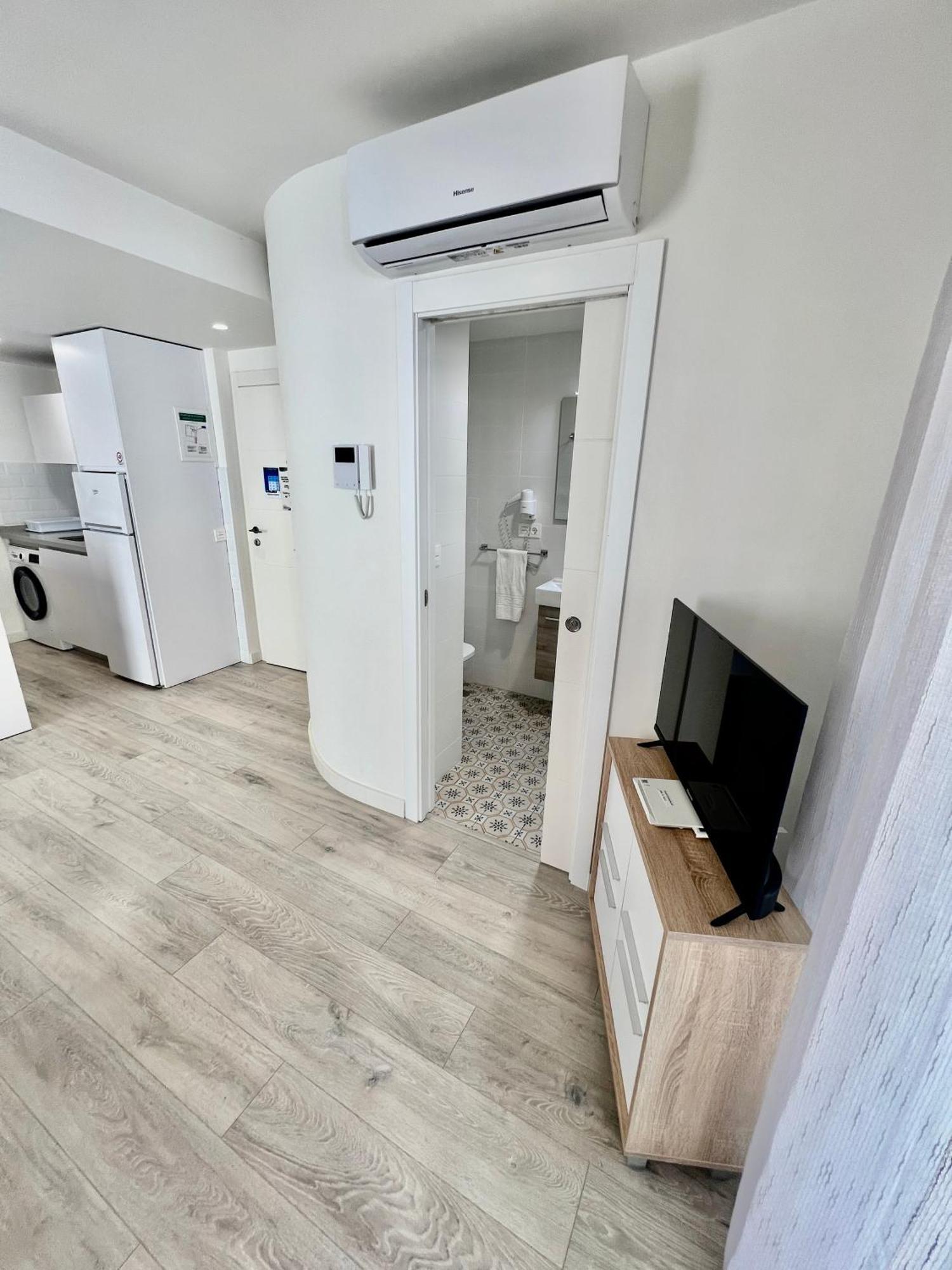Apartamentos Rincon Del Mar Torre Del Mar Exteriör bild